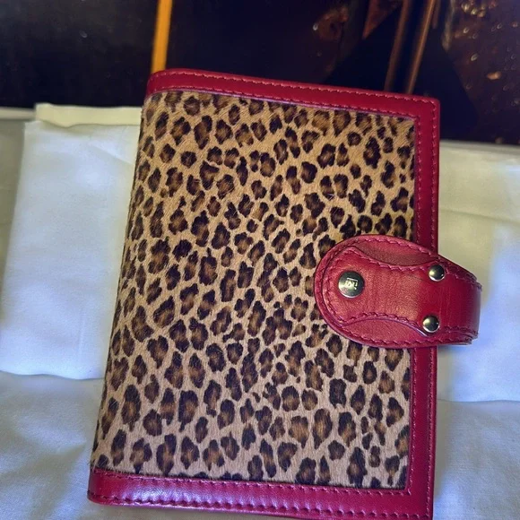 Fendi agenda authentic - Picture 7 of 8